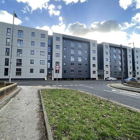 Deluxe New Build 2 Bedroom 2 Bathroom Apartment - Free Secure Parking Manchester Extérieur photo